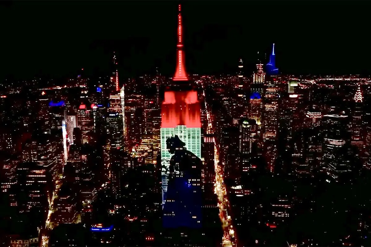 Star Wars neemt Empire State Building over