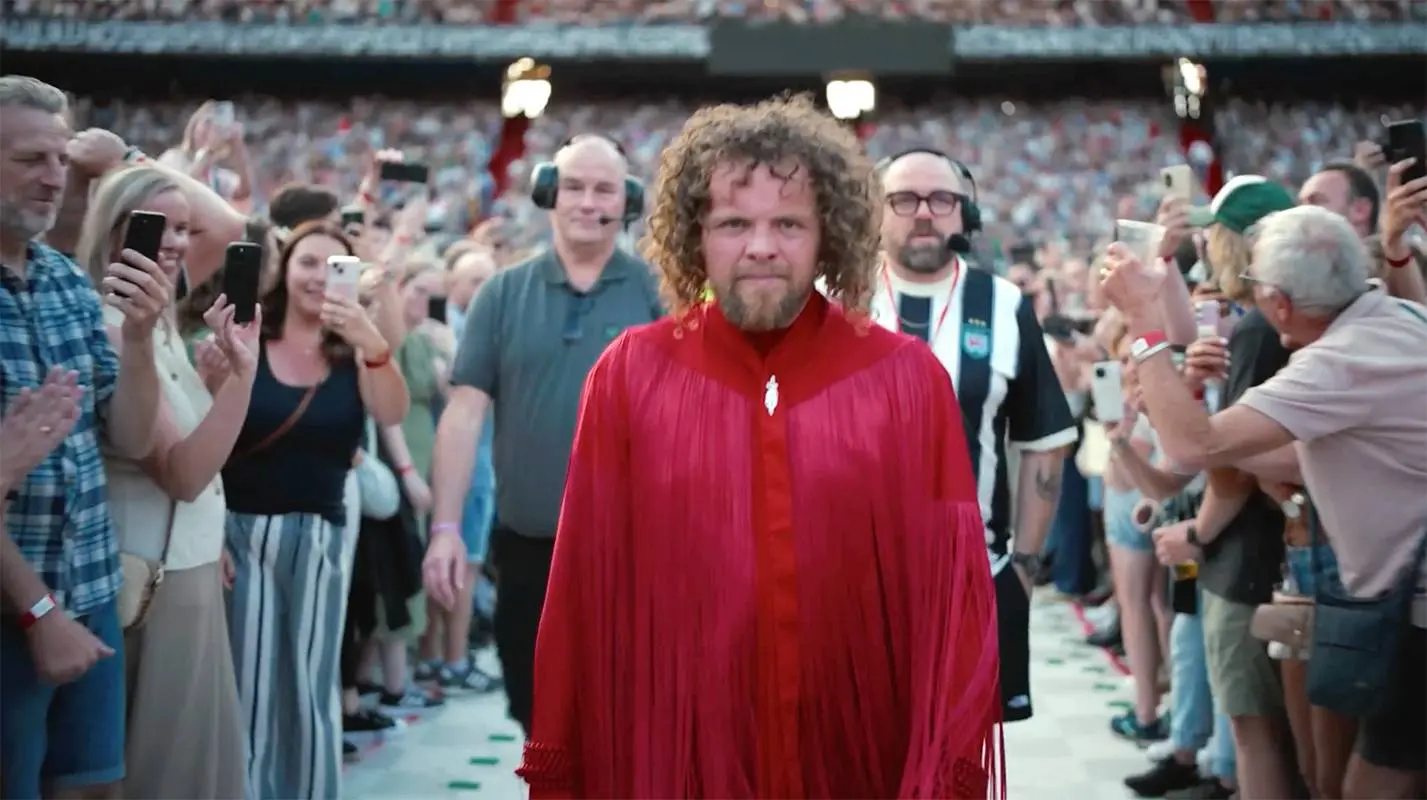 DI-RECT zorgt voor kippenvel: laatste concerten ooit in De Kuip beginnen met You'll Never Walk Alone