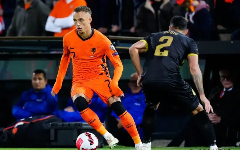 211011noalangoranje