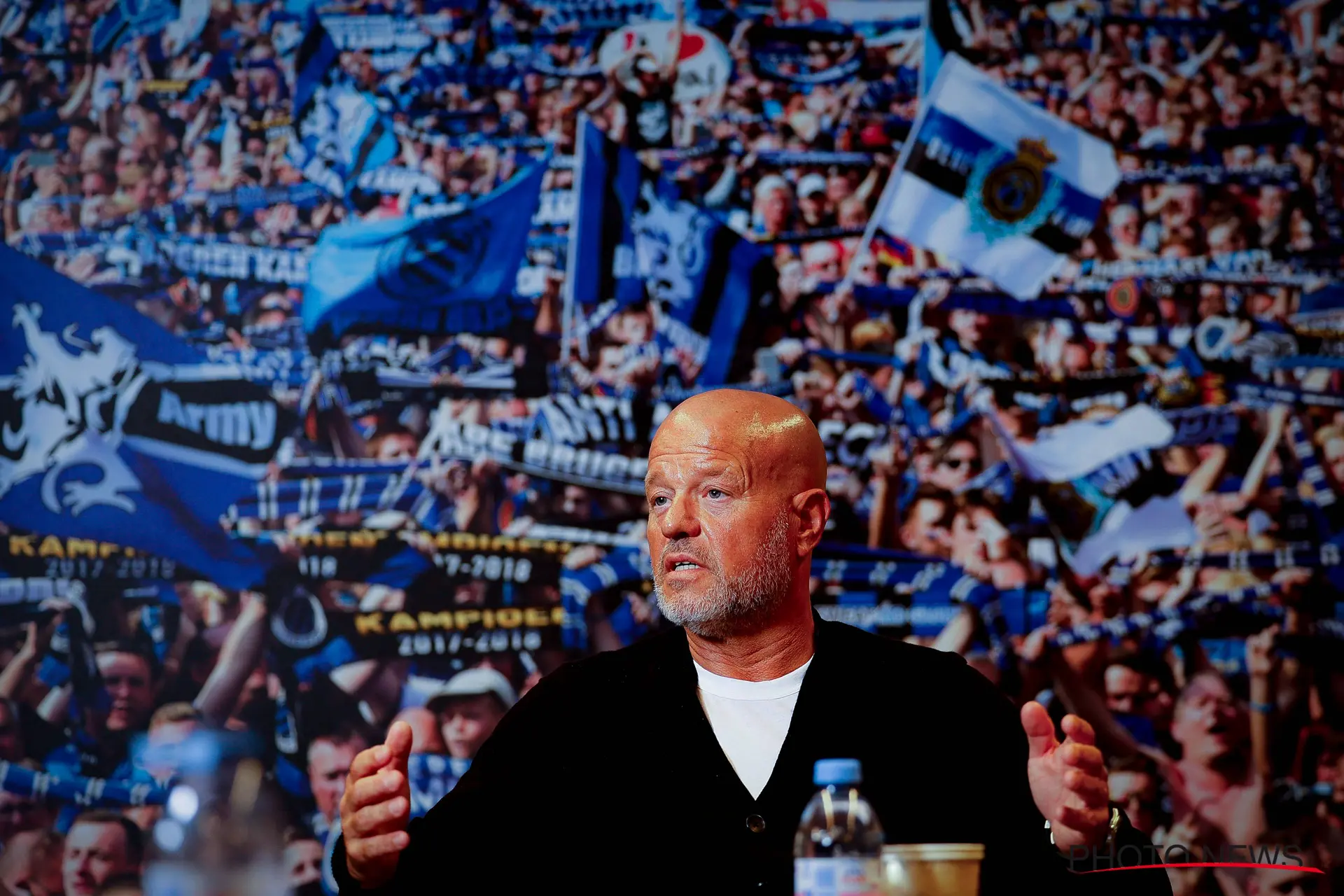 Transfers LIVE. Recordtransfer bij Club, twee sterkhouders weg bij Union?
