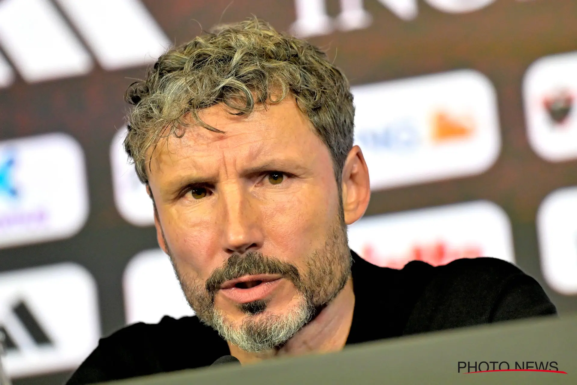 'Van Bommel maakt grote fout in selectie'