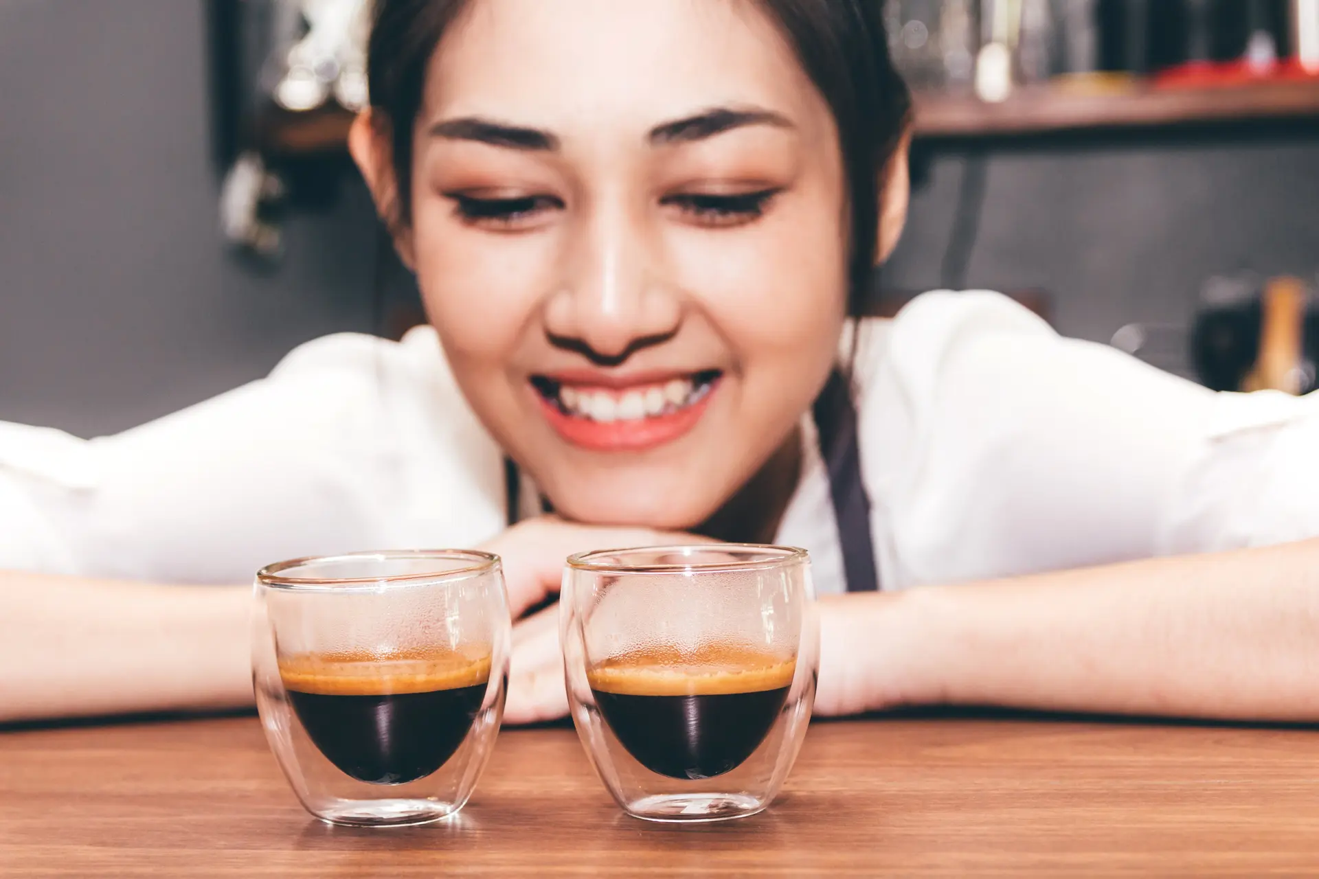 Hoe verslavend is cafeïne? En hoeveel zit er in energiedrank?