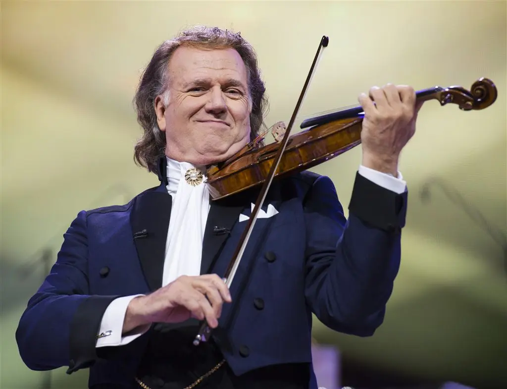 André Rieu en vrouw in therapie, vertelt hij aan Privé