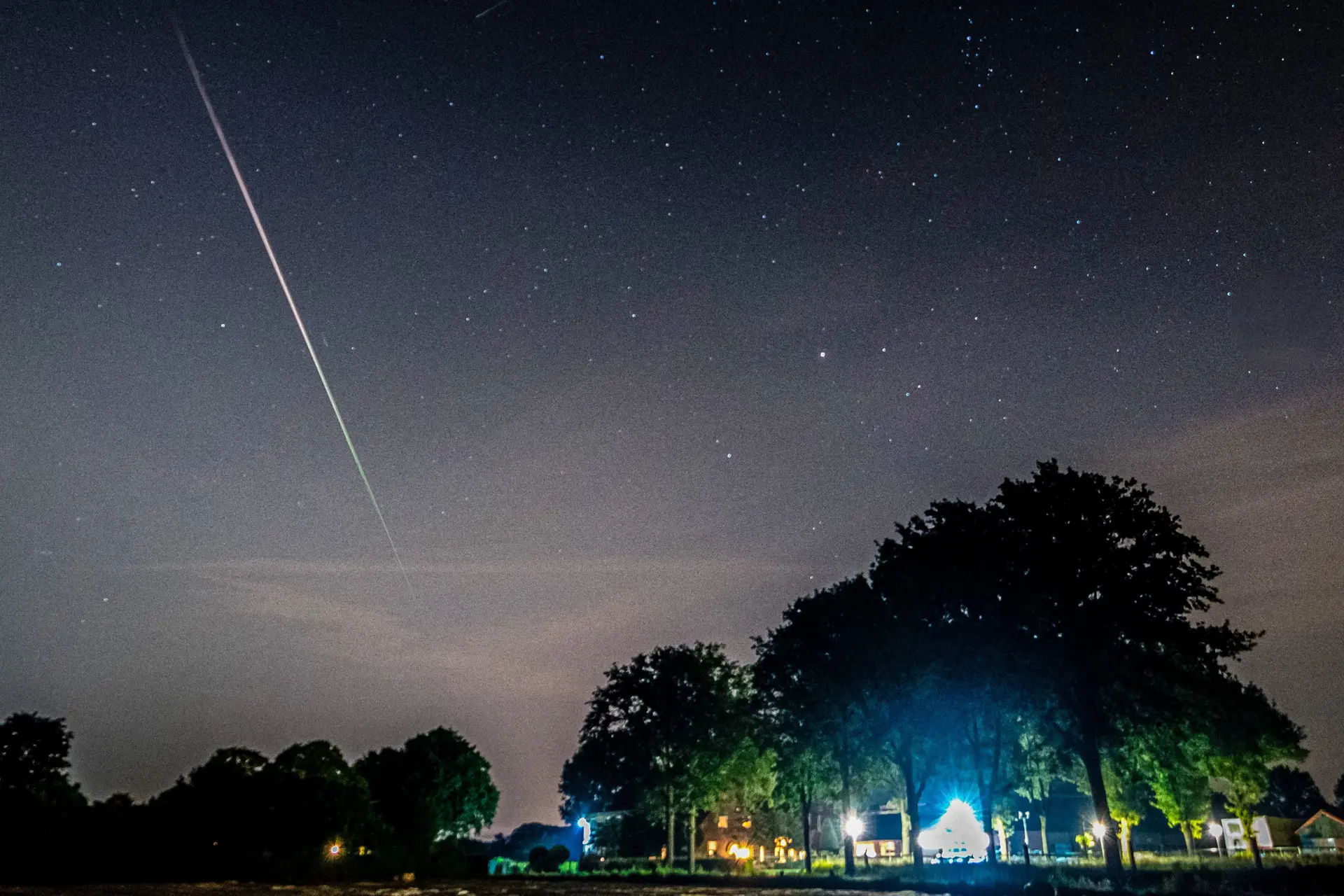 Enorme meteoor waargenomen boven Engeland en Frankrijk: 'Wow'