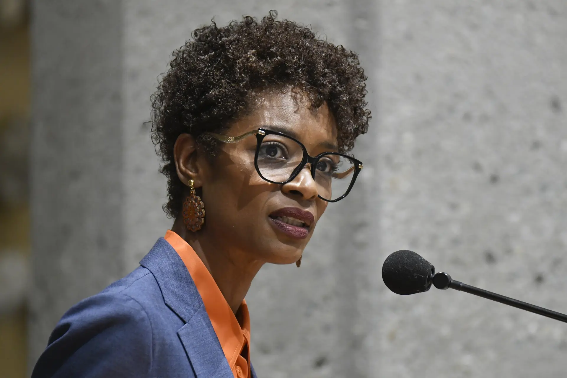 Opnieuw felle ruzie in Bij1 van Sylvana Simons