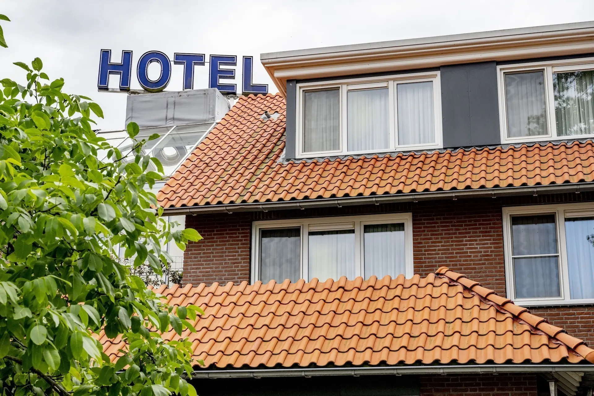 Brandstichting bij hotel in Albergen