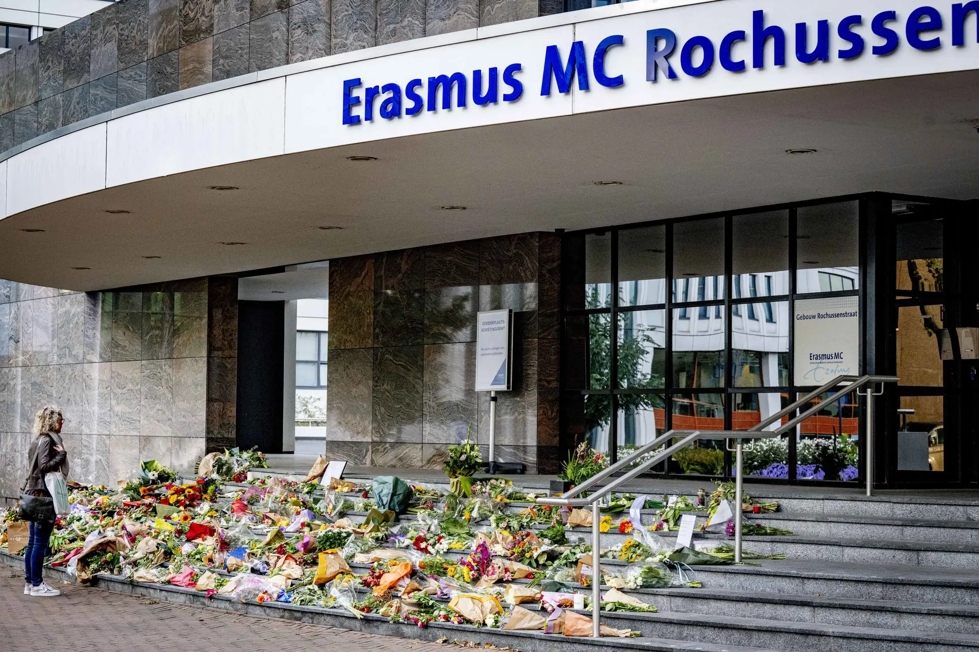 Fouad L. gebruikte Glock 19 met laserpointer en liet vuurwapen achter in trappenhuis van Erasmus MC
