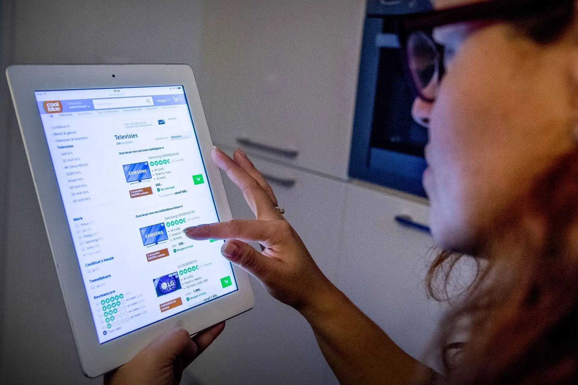 Kijken, niet kopen? Nergens leidt online shoppen tot zoveel aankopen als hier