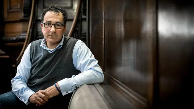 Opnieuw psychologiestudie onderuit: nep lachen maakt helemaal niet vrolijker