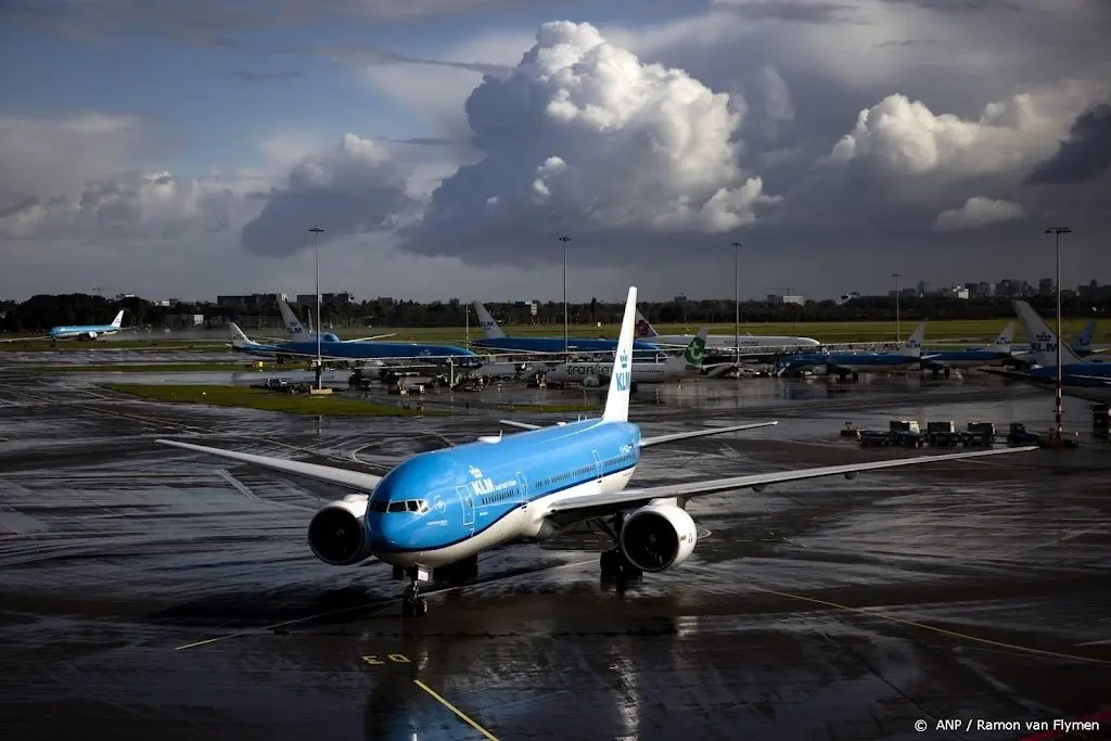 Veel te veel pfos in water en grond Schiphol