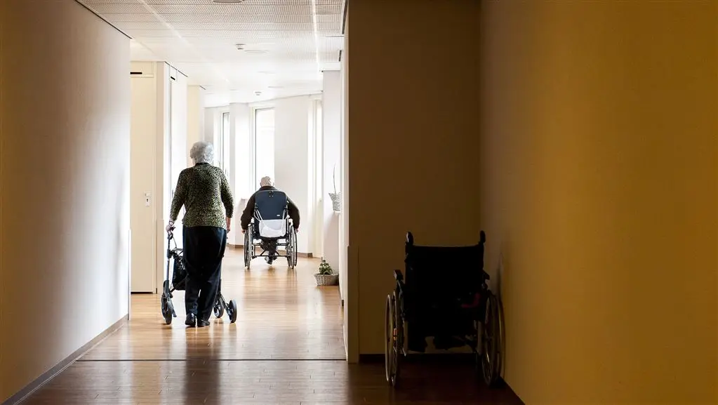 Kwart bewoners verpleeghuis is zelden buiten