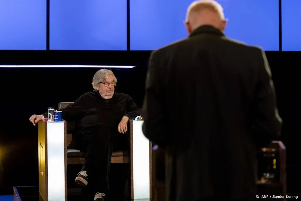 Maarten van Rossem wil door met De Slimste Mens tot hij 'instort'