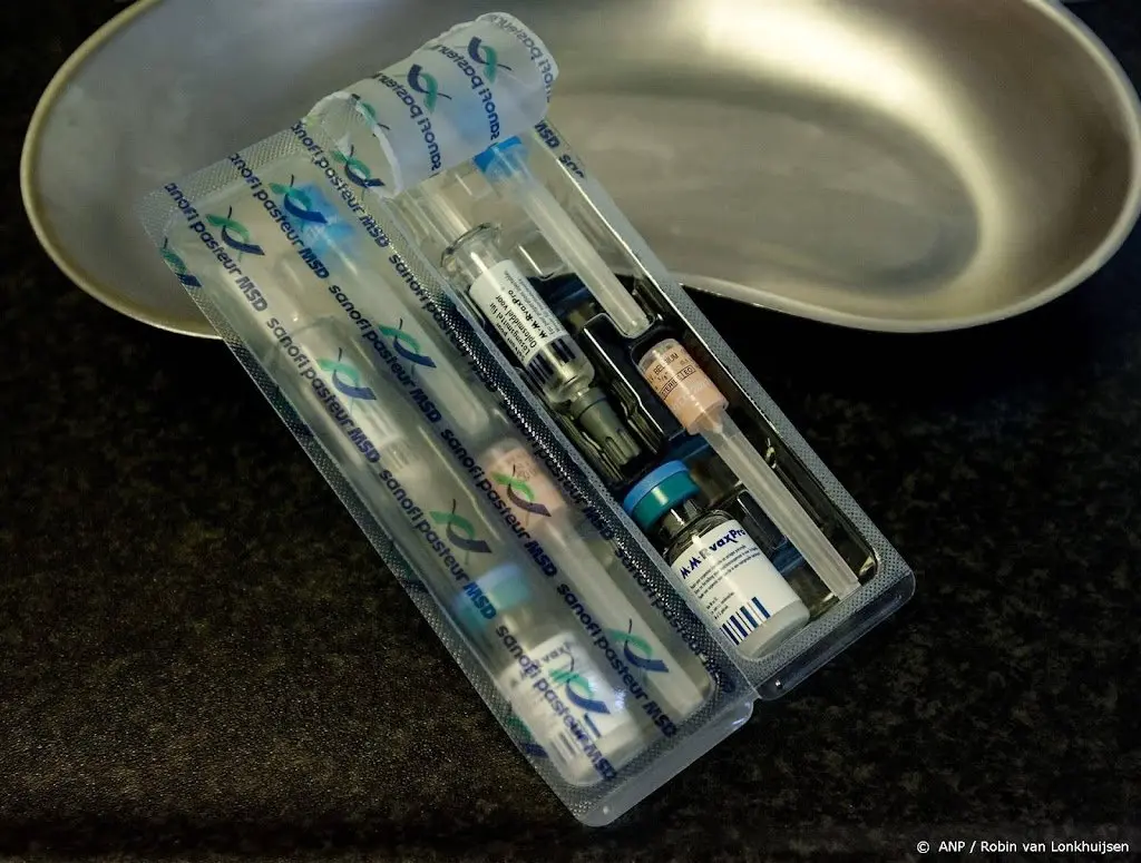 Peruaanse artsen redden peuter die acht injectienaalden inslikte