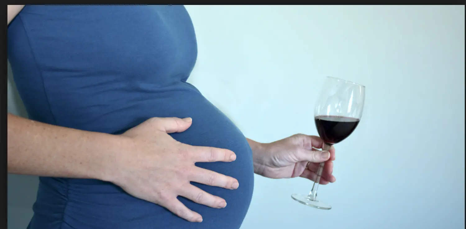 Ook alcohol drinken vóór je zwanger wordt is slecht voor baby