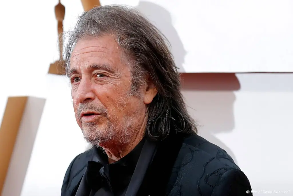 Vriendin zet Al Pacino aan de kant: te oud en te gierig