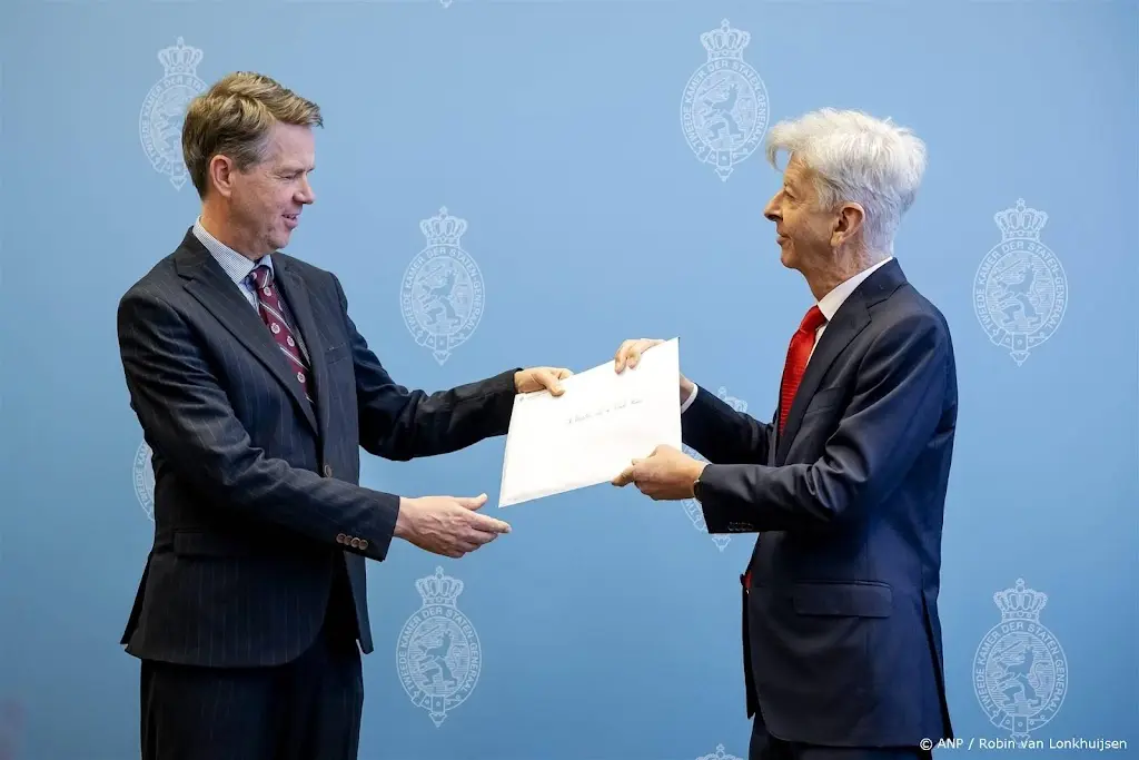 Plasterk: coalitie PVV, VVD, NSC en BBB kan wel, maar nu niet