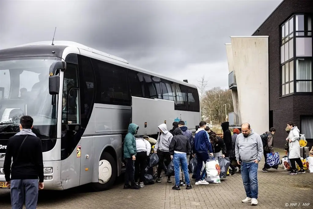 COA: asiel kan goedkoper met spreidingswet, zonder noodopvang