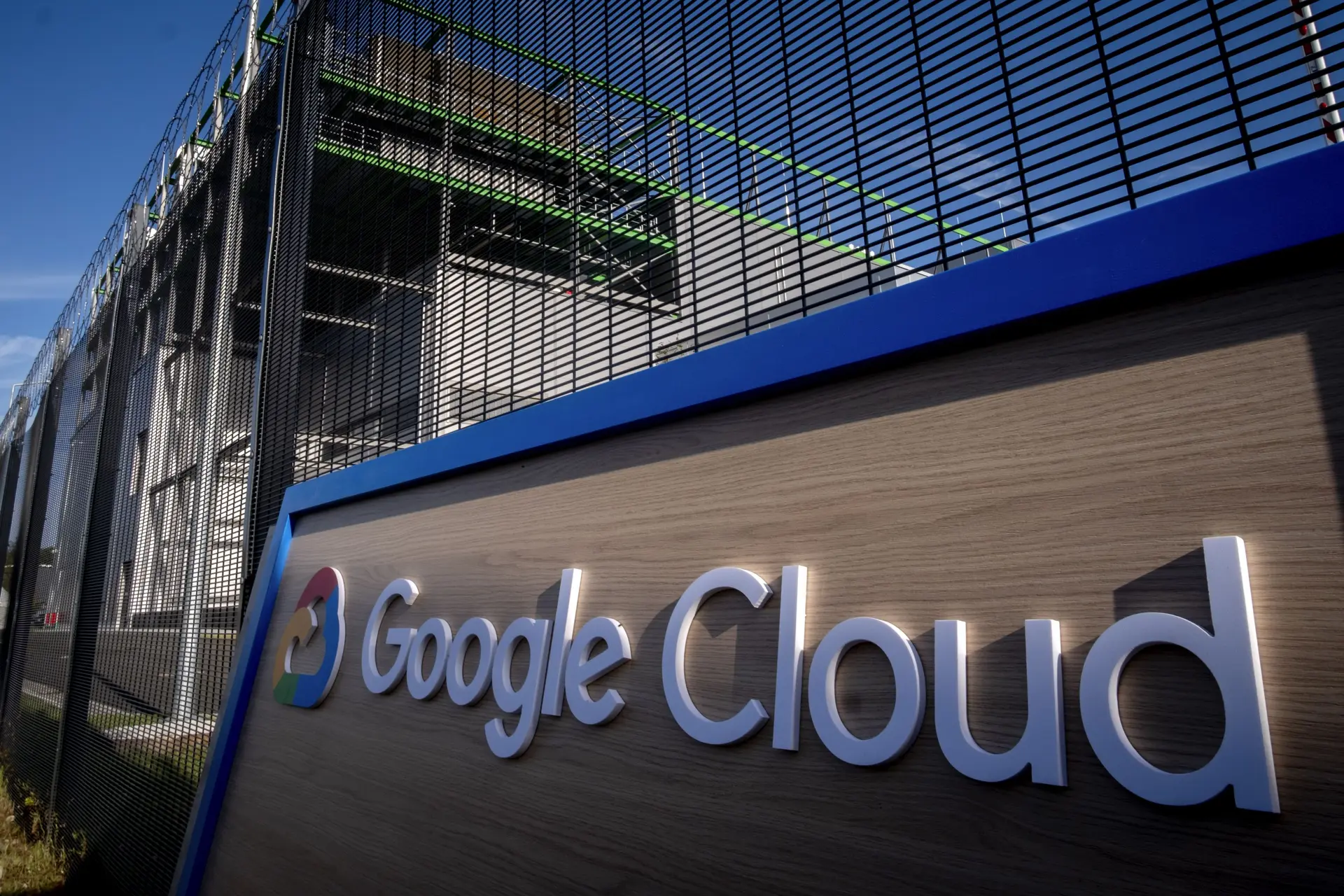 Ambtenaren wijzigden kaart Hollands Kroon, zodat datacenter gebouwd kon worden