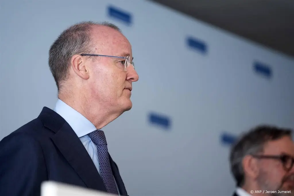 DNB-baas Knot denkt dat rente waarschijnlijk in juni omlaag kan