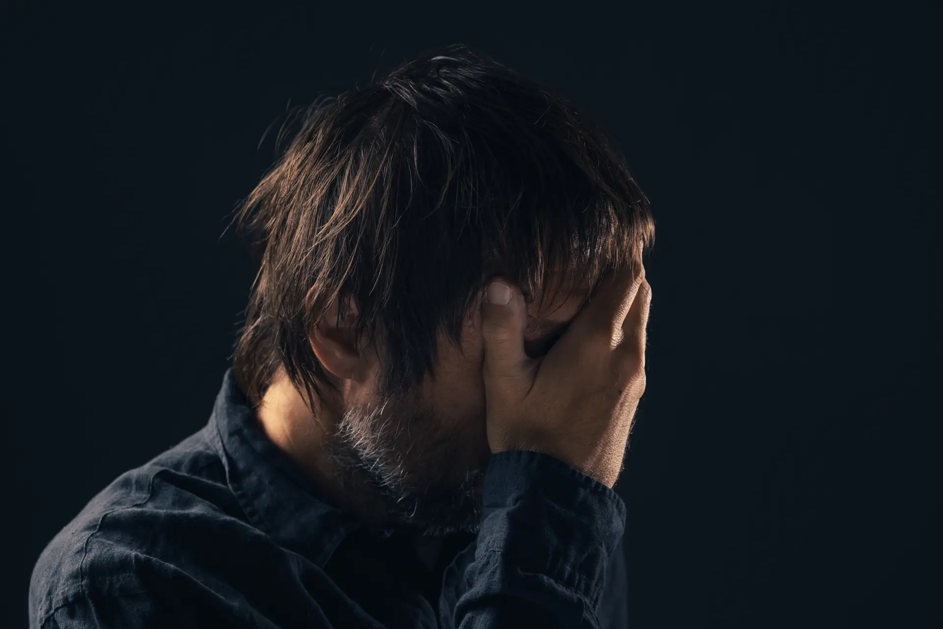 Hier zijn de 20 signalen dat je mogelijk een depressie hebt