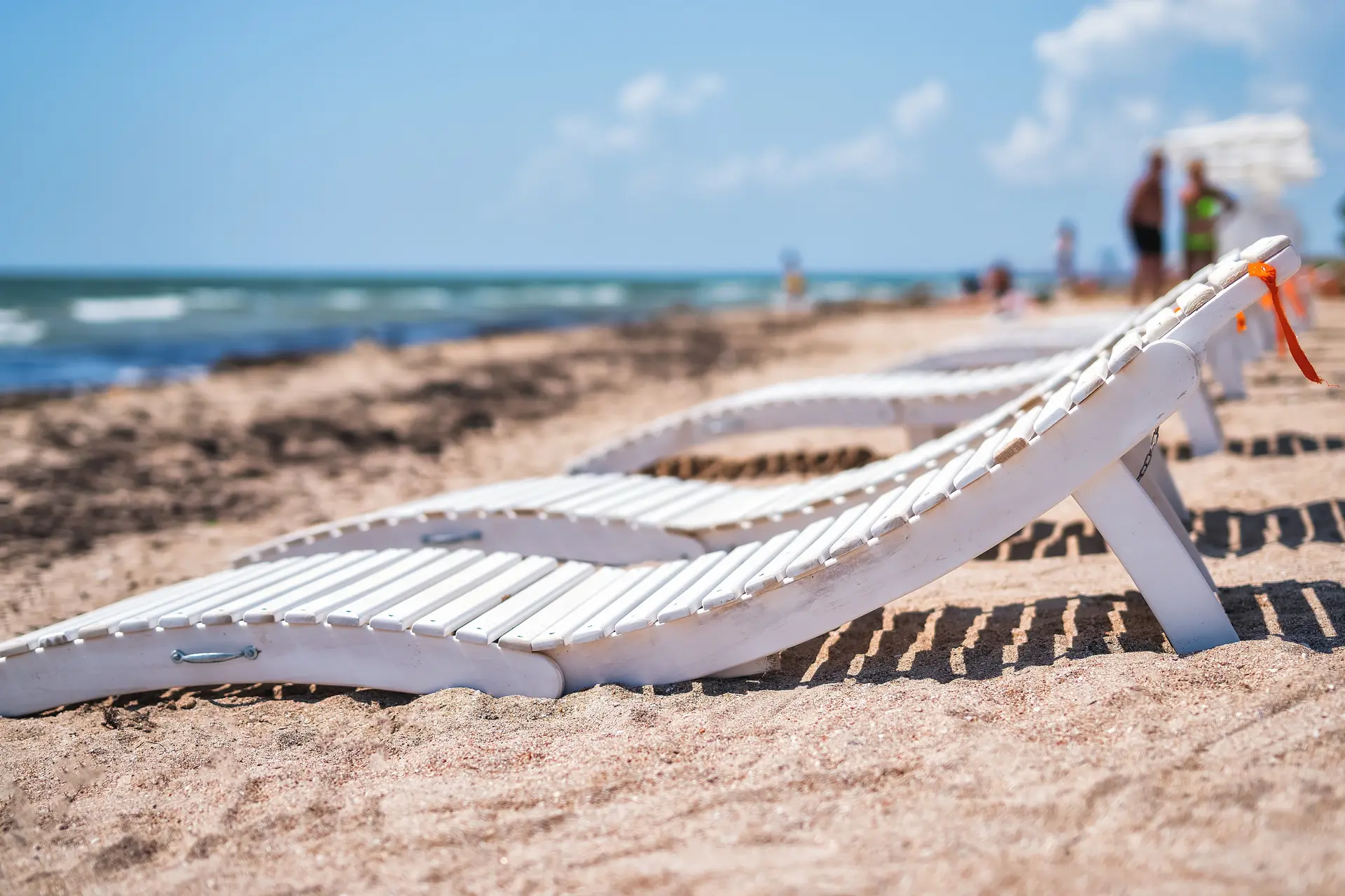Het wordt vechten om ligbedjes aan de Griekse stranden