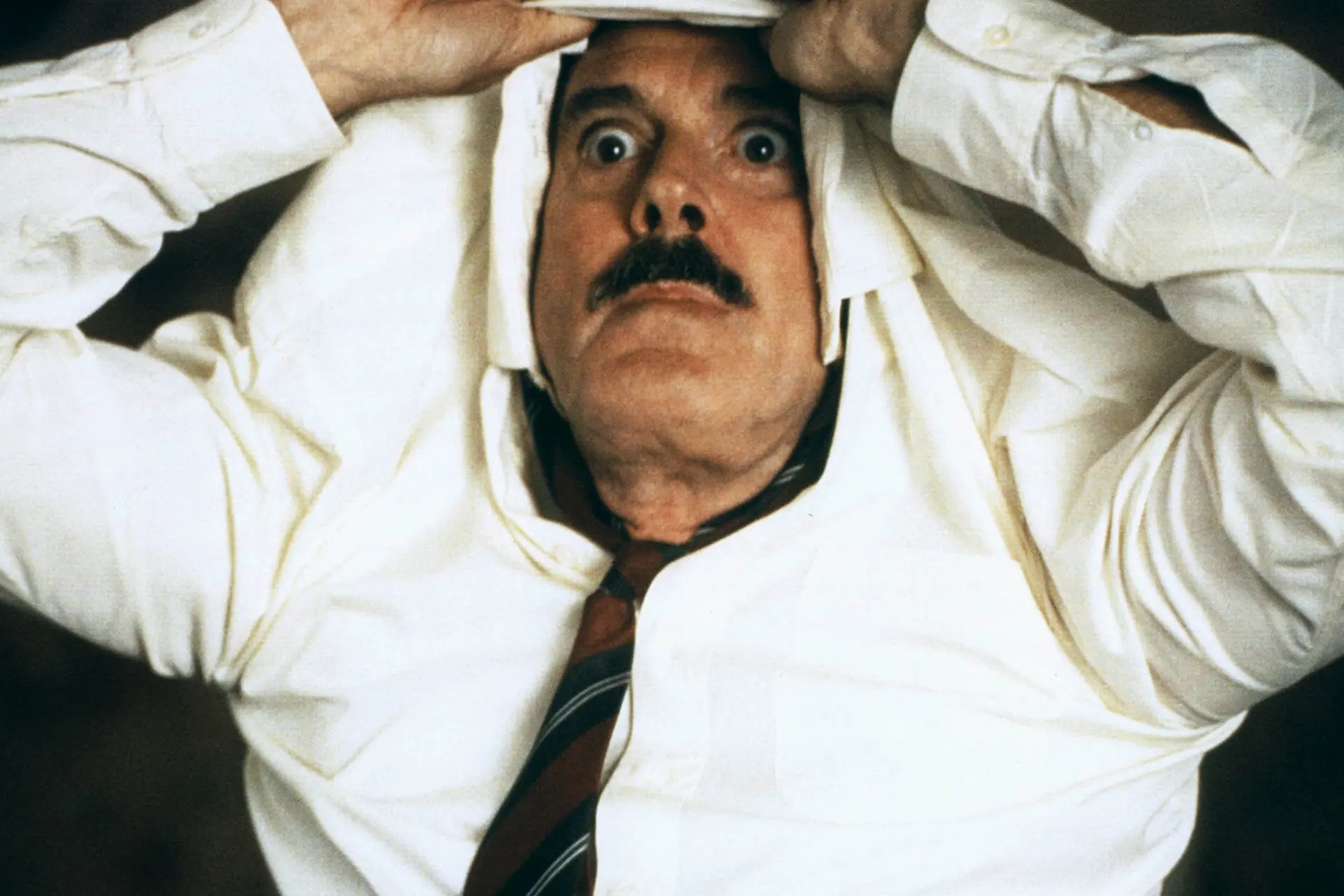 John Cleese probeert de ouderdom te verslaan met stamceltherapie