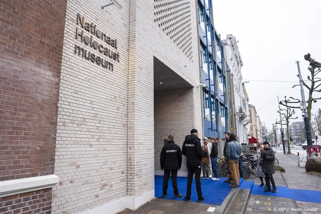 OM seponeert aangifte tegen betogers bij opening Holocaustmuseum