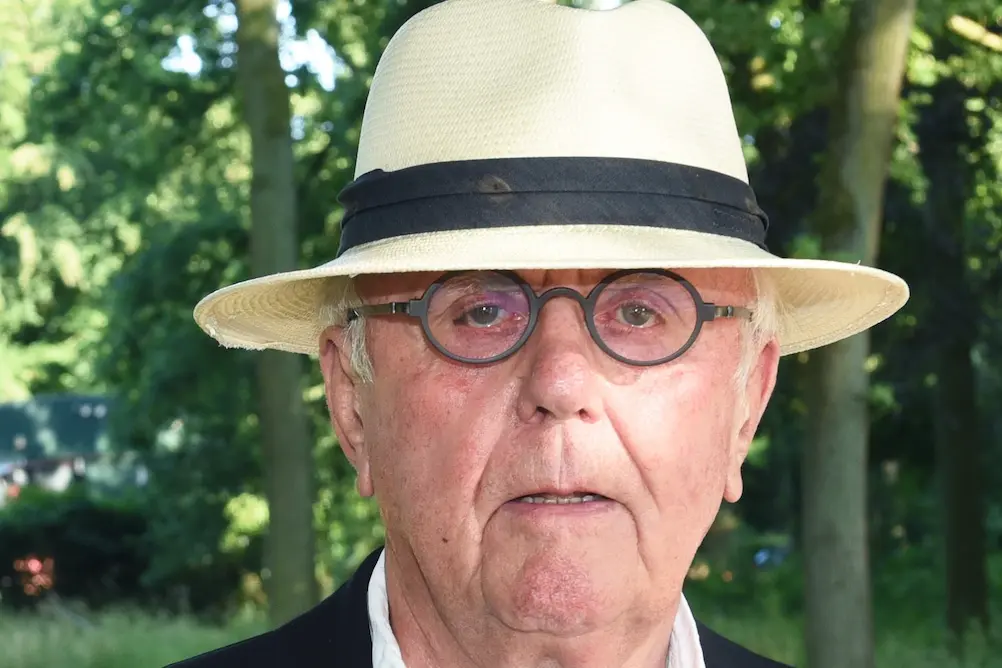 Harry Mens’ dochter is zijn dochter niet en Claus en Bernhard haatten elkaar