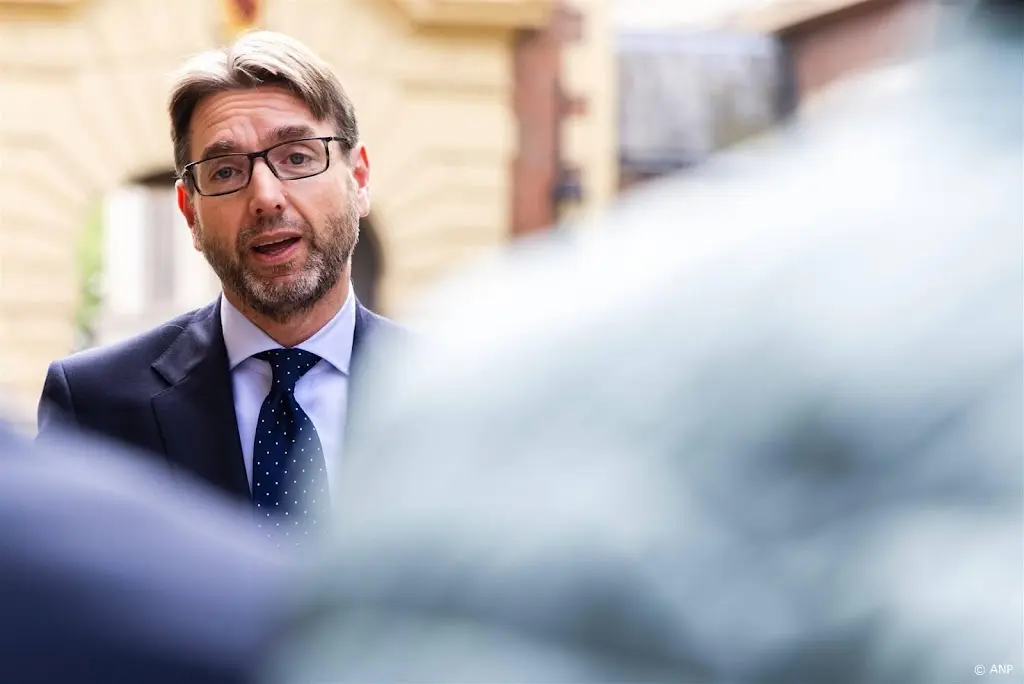 Minister verwelkomt hardere lijn Brussel tegen begrotingszondaars