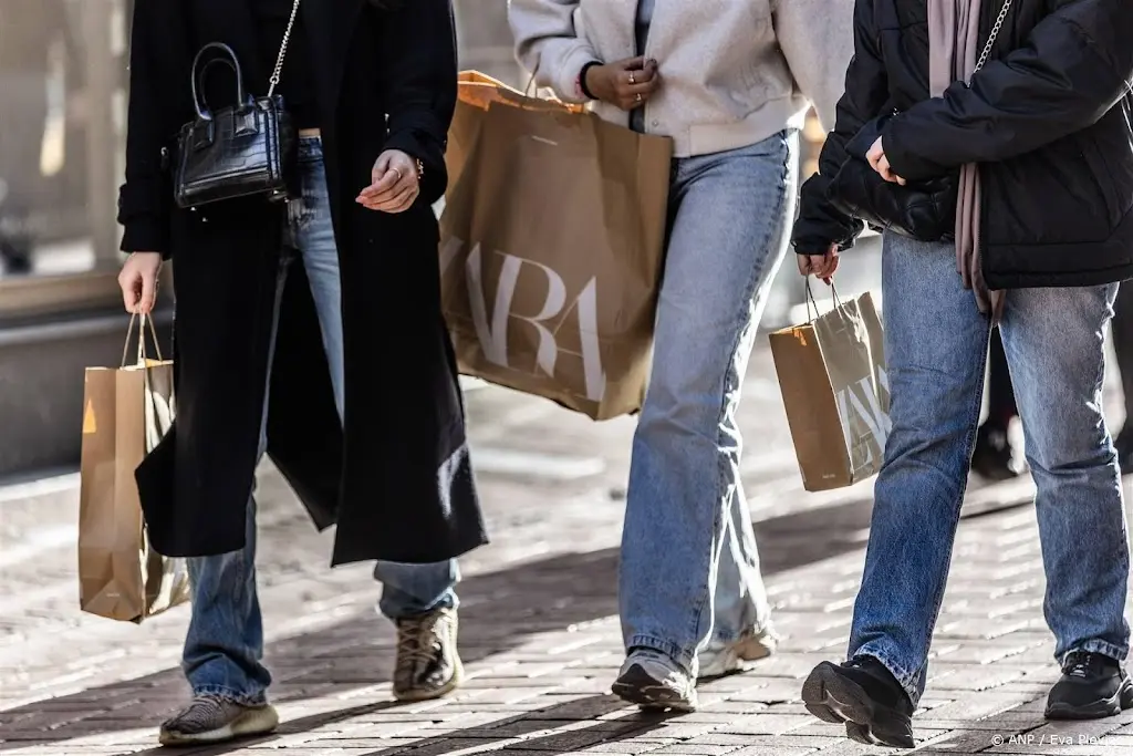 Economie krimpt sterker dan verwacht in eerste kwartaal, probleem voor kabinet-Schoof