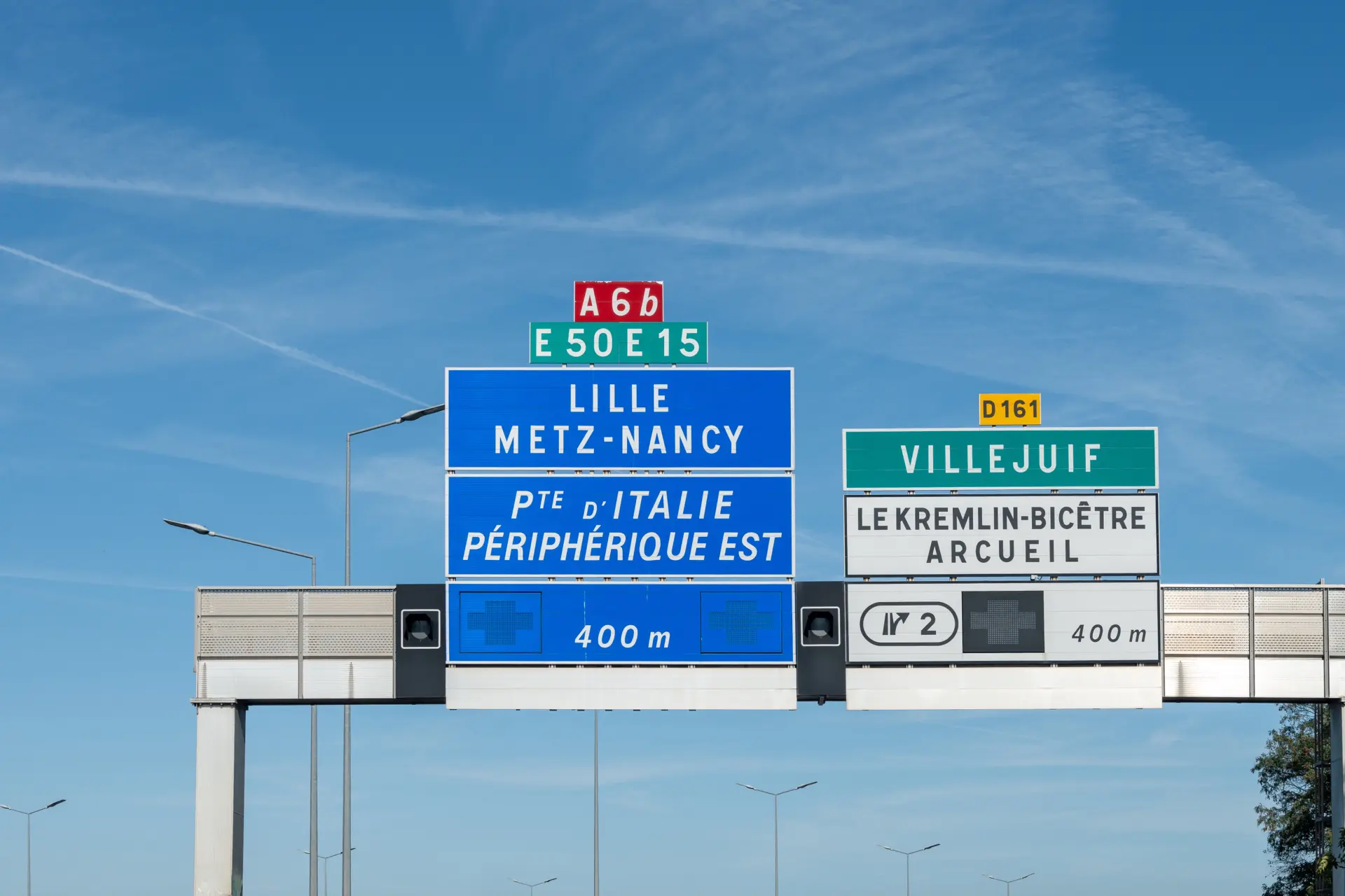 Tips voor zwarte zaterdag: Welke rijbaan is het snelst in een file?
