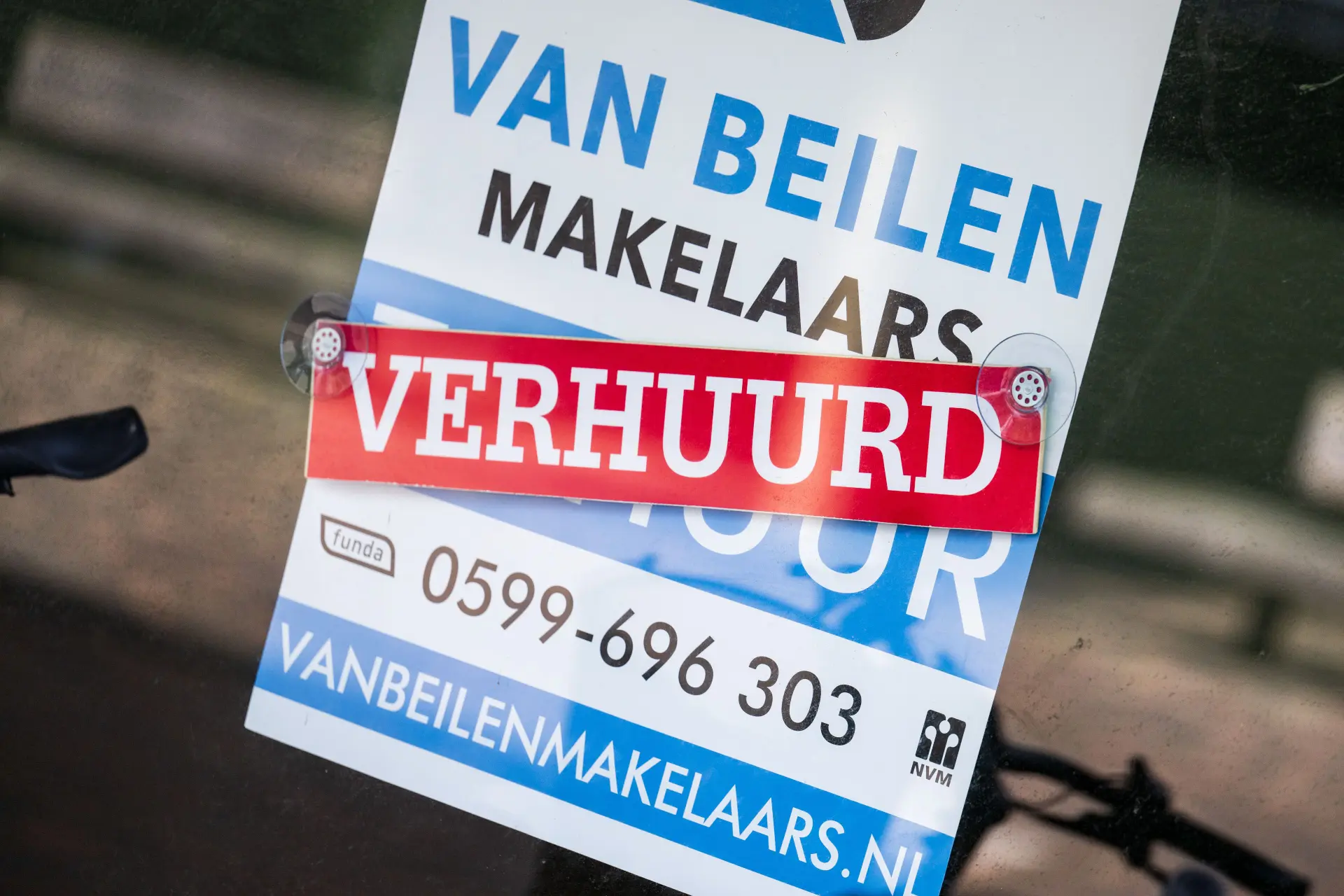 Vastgoedeconoom heeft onorthodoxe oplossing: ‘Bouw komende twee jaar alleen nog huurwoningen’