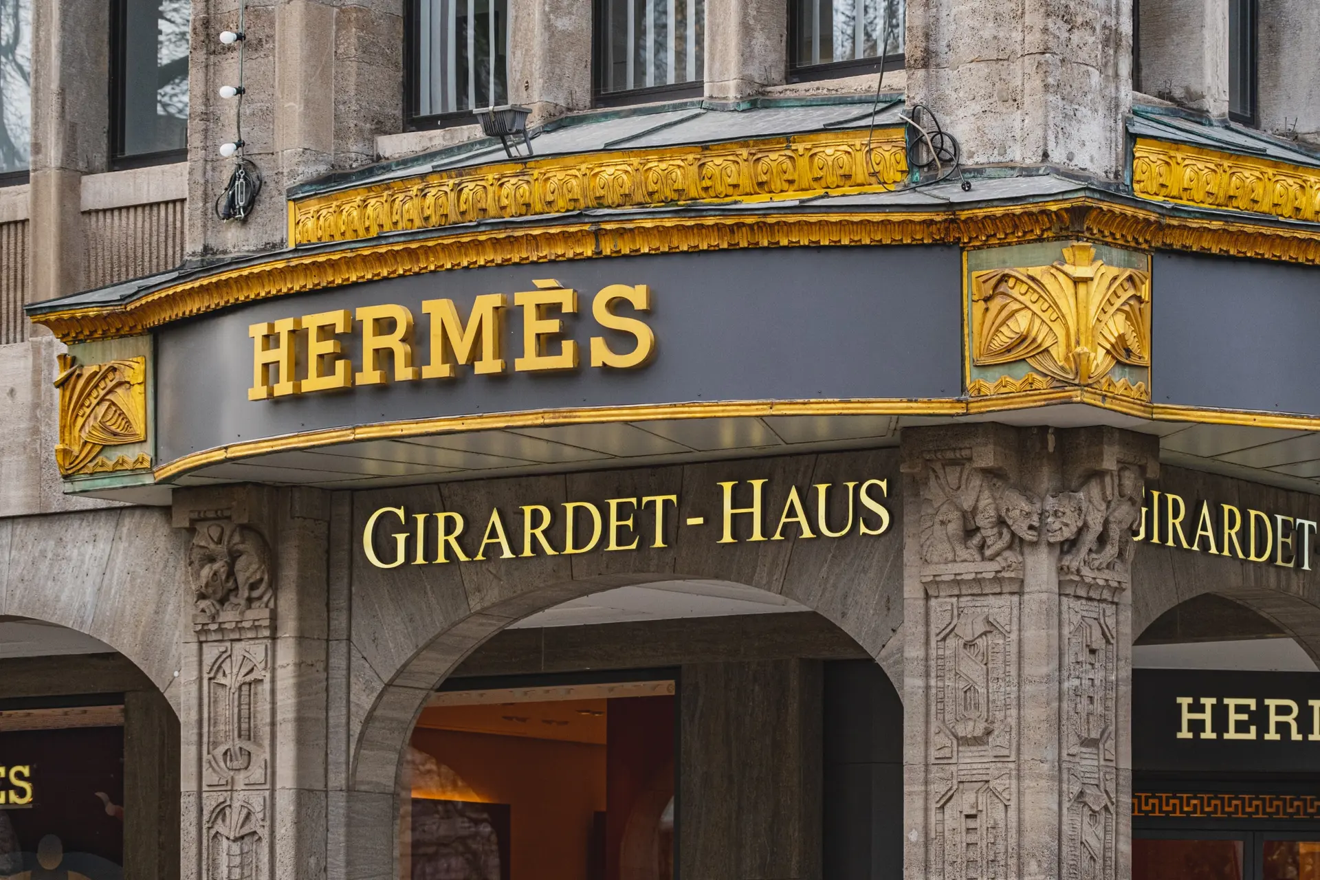 Erfgenaam van Hermes, die miljarden zou nalaten aan zijn tuinman, blijkt blut