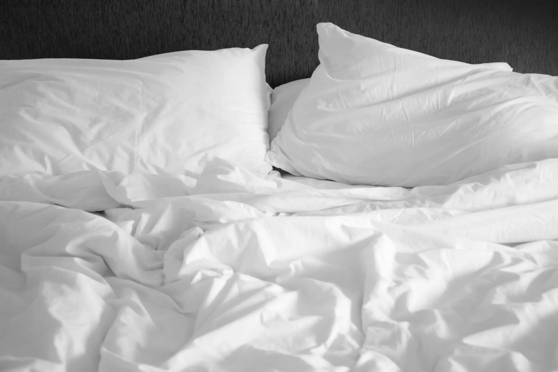 Waarom je niet meteen je bed moet opmaken