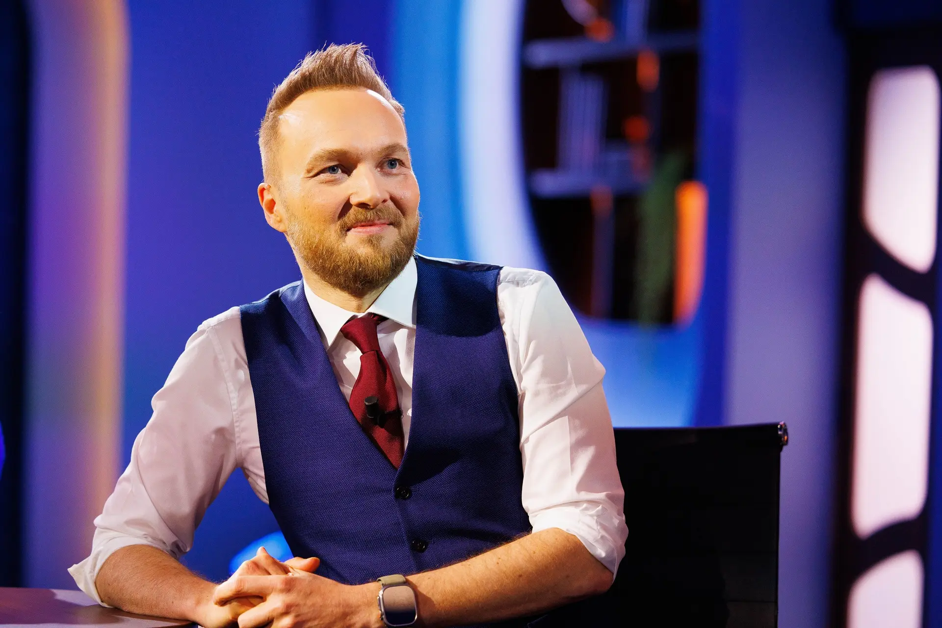 Gaat Arjen Lubach naar RTL 4? 'Bar Laat-optreden héél riskant'