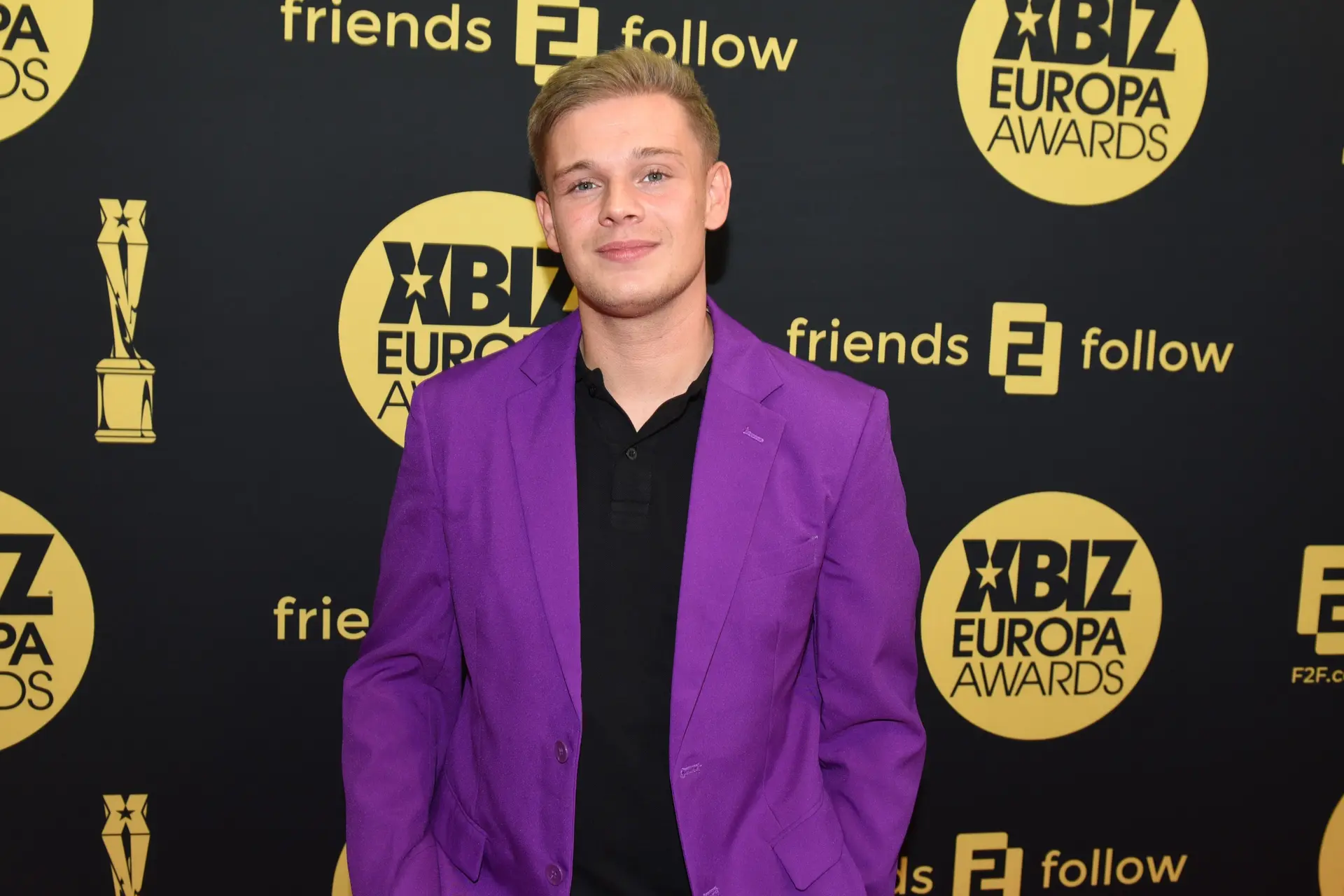 Dennis Schouten vertelt over zijn depressies: "Ik kan geluk niet voelen"