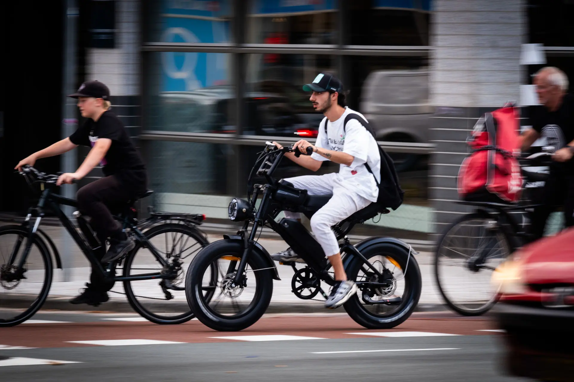Inspectie neemt 16.500 fatbikes in beslag, en de teller blijft oplopen