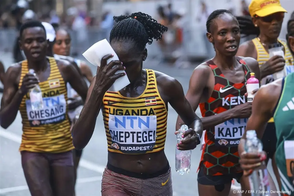 Door partner in brand gestoken marathonloopster Cheptegei overleden