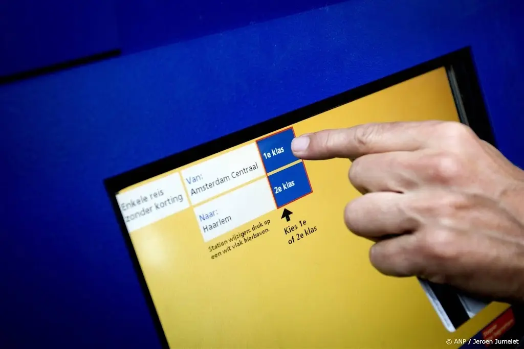 Compromis in de maak: treinkaartjes worden 'slechts' 6% duurder