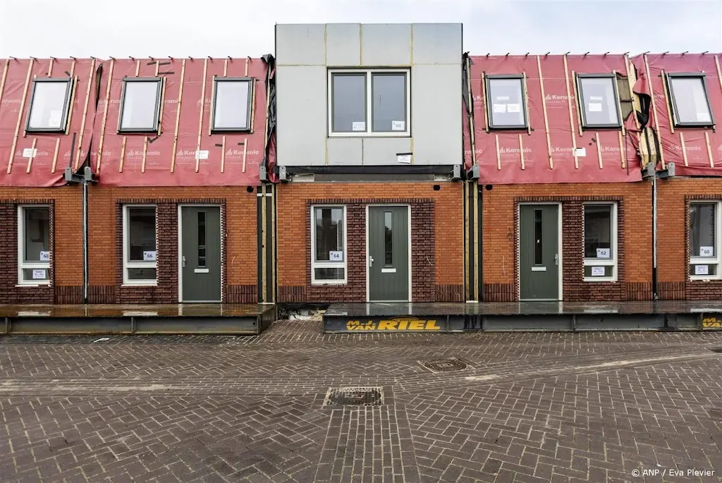 Volgend jaar flink minder dan 1 miljard euro naar woningbouw