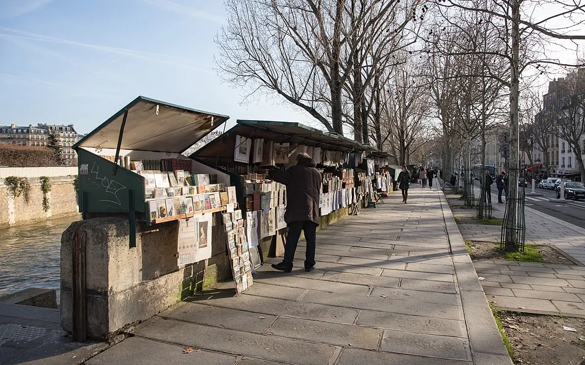Bouquinistes: ondergang dreigt voor beroemde boekenstalletjes van Parijs