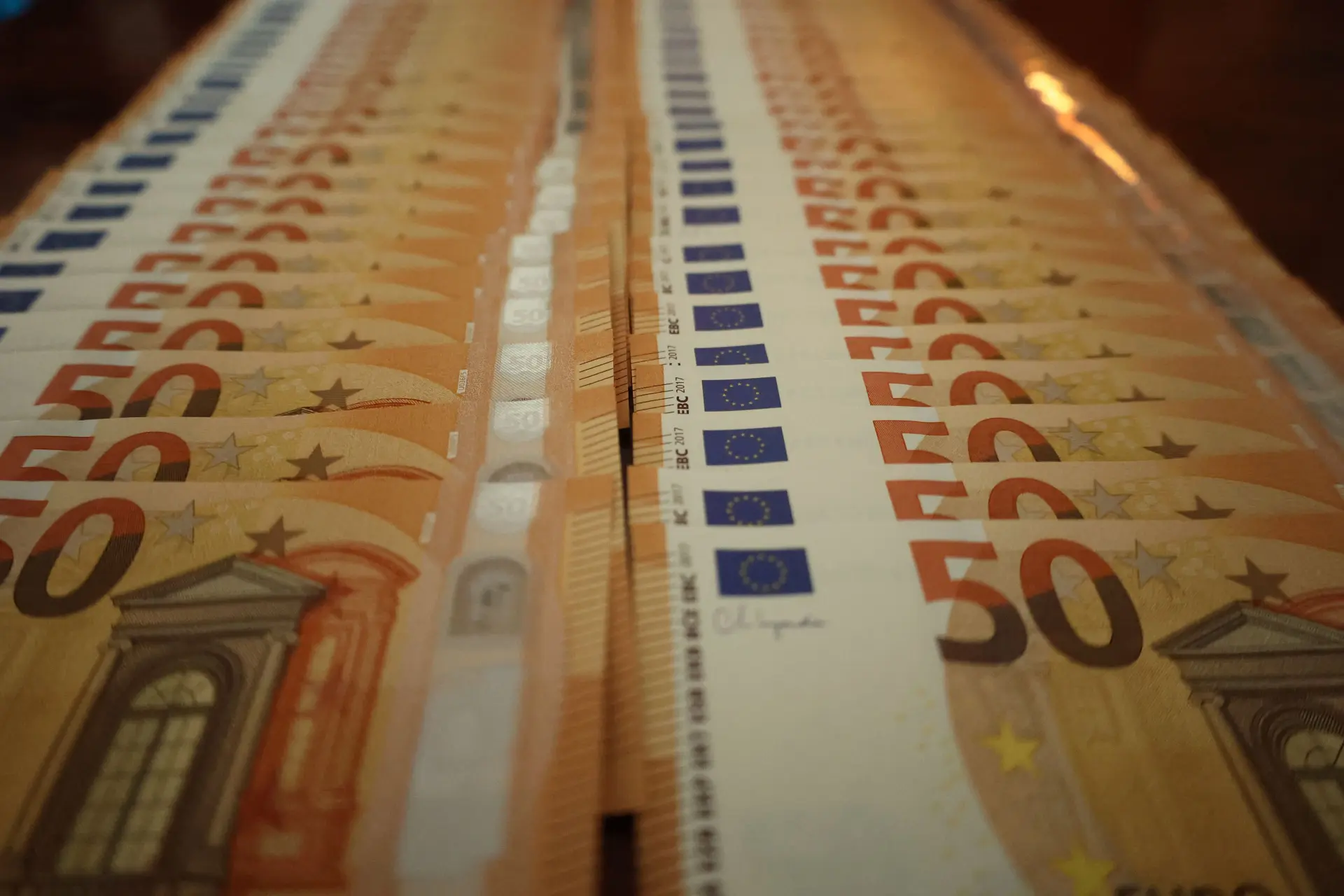 'De keten van belastingontwijking': Nederland is en blijft belastingparadijs voor grote bedrijven