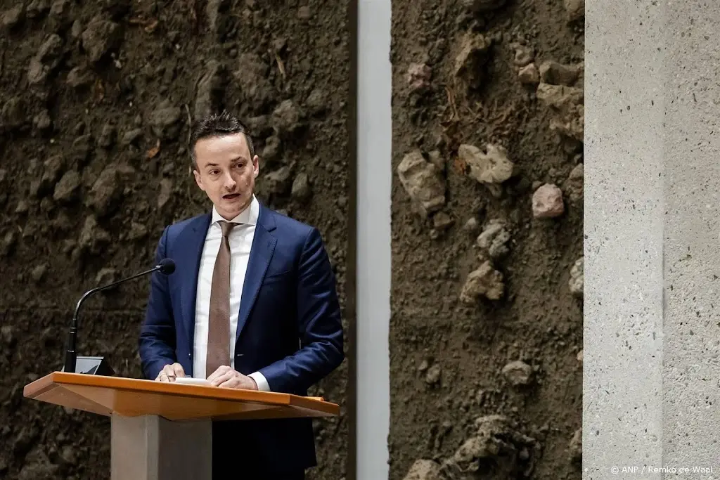 Miljonair Van Oostenbruggen (NSC) volgt Idsinga op als staatssecretaris Financiën