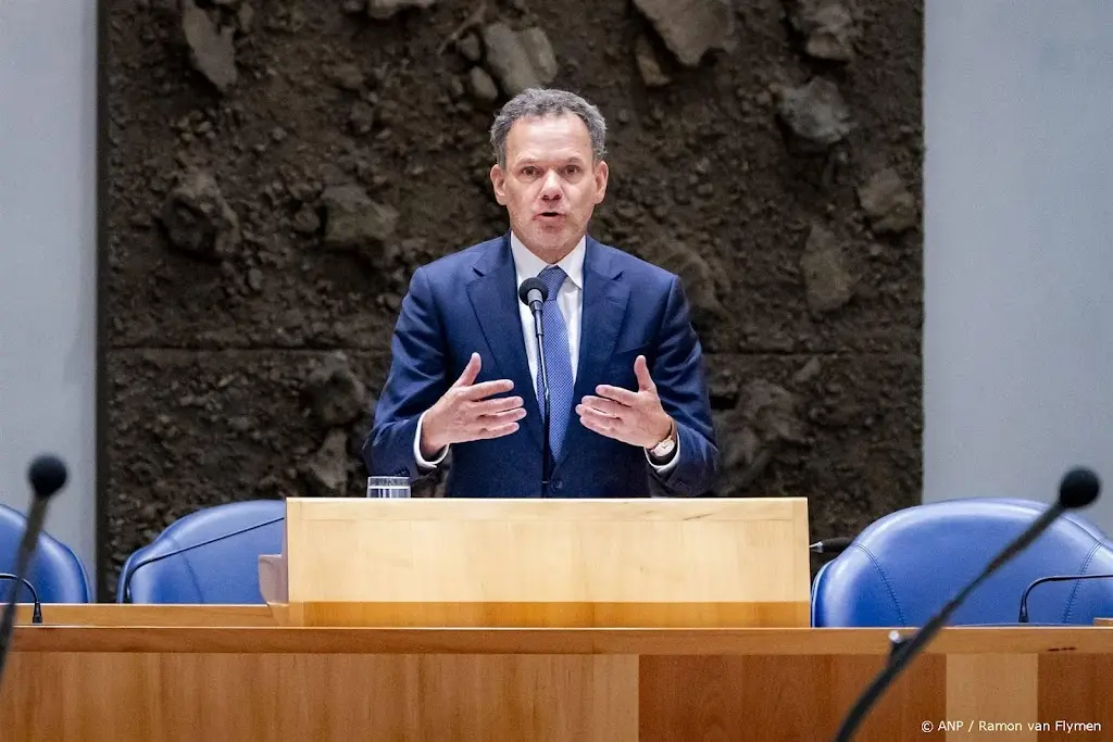 Veldkamp heeft liever niet dat  Wilders bezoek brengt aan Westoever