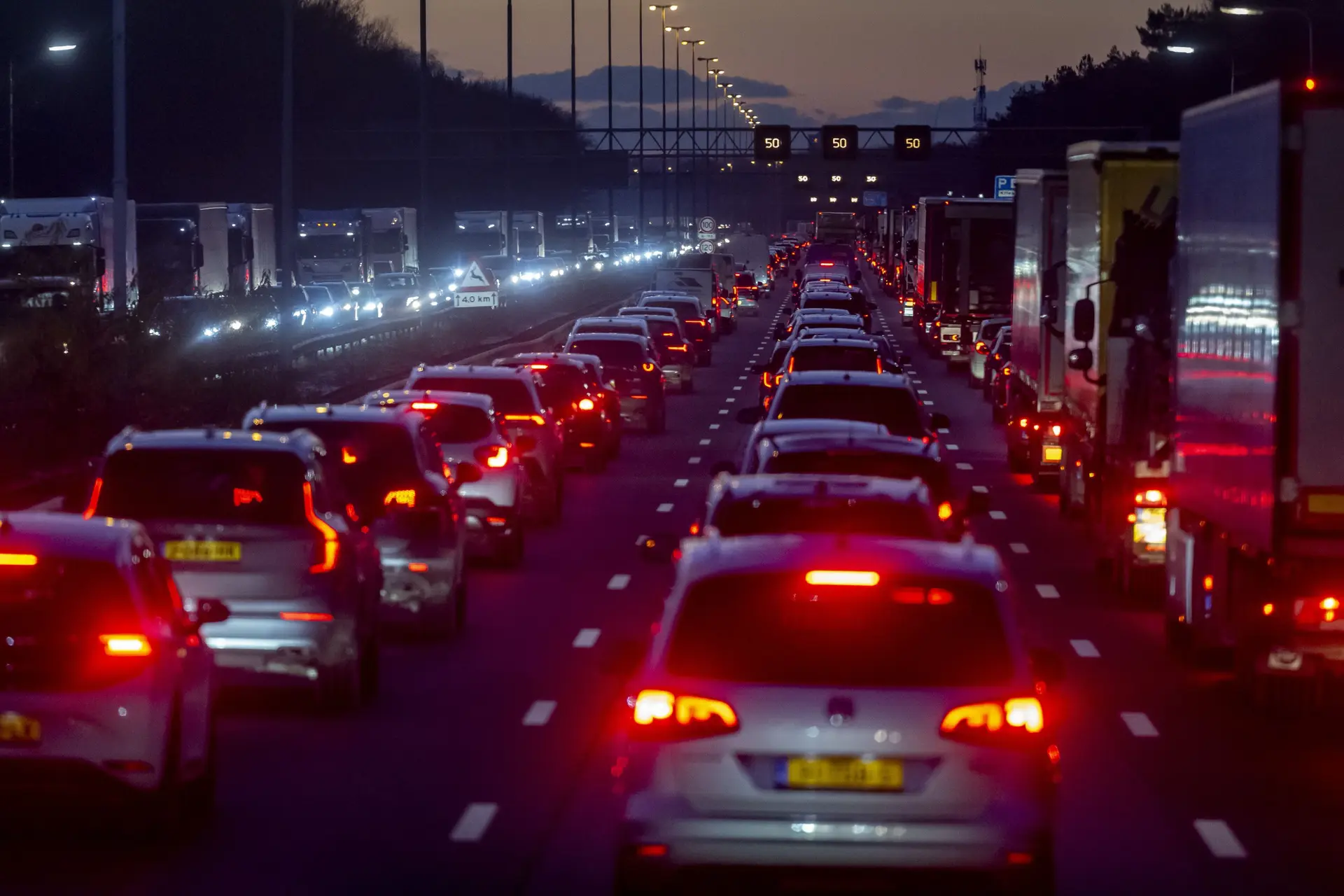 ANWB: afgelopen jaar fors meer files op Nederlandse wegen