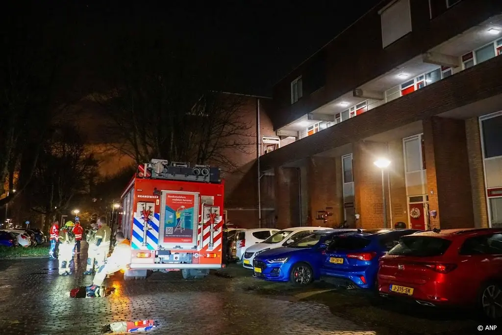 Eerste bewoners weer naar huis na explosie Vlaardingen