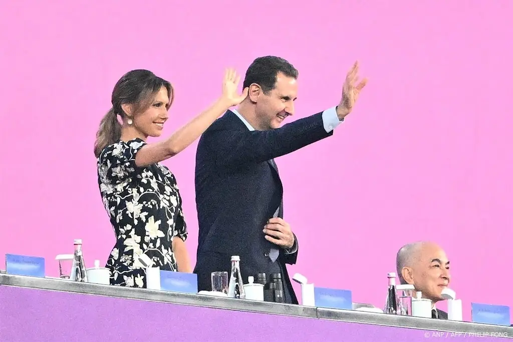 Kremlin ontkent aanvraag scheiding door vrouw Assad 
