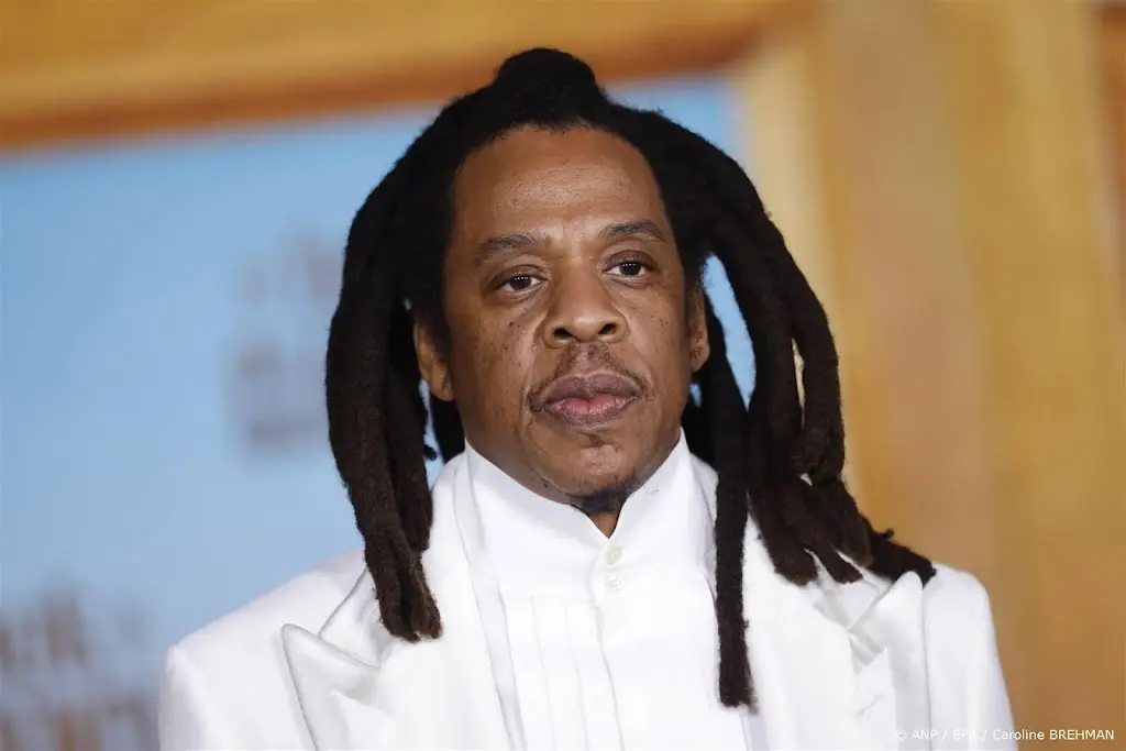 Jay-Z probeert op slinkse manier onder verkrachtingszaak uit te komen