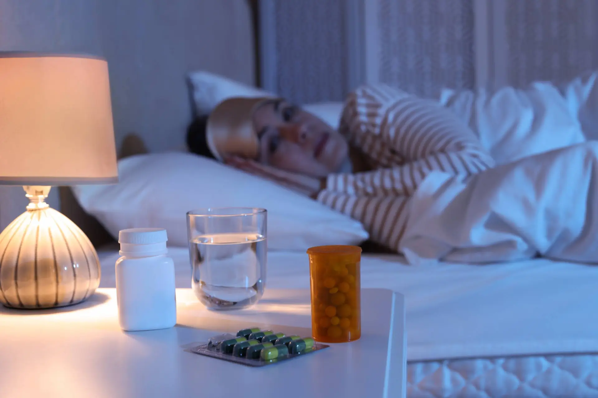 Nieuwe kijk op slapeloosheid: wakker liggen kan ook waardevol zijn