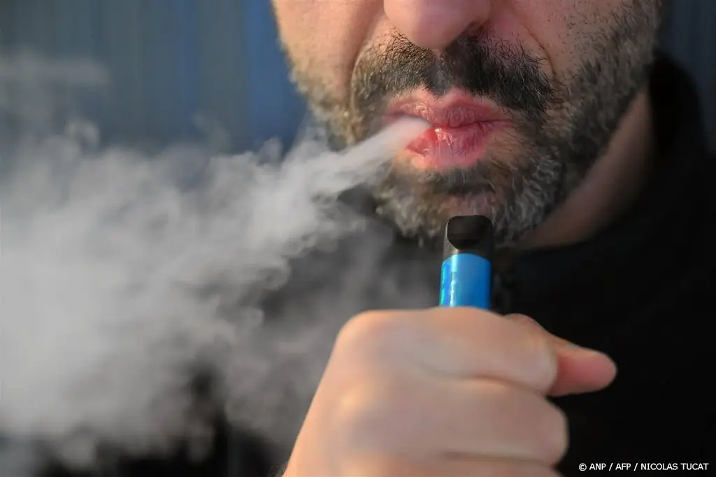 Psychologen: leeftijdsgrens tabak en vapes moet naar 21 jaar